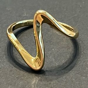 18k gold plated wavy twist ring